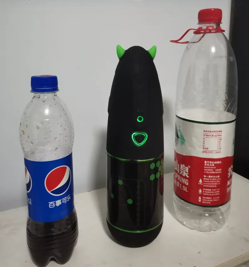 图片[2]-电动飞机杯测评-YUU小恶魔卡通风和科技感十足的舒爽电动体验-织奇猫